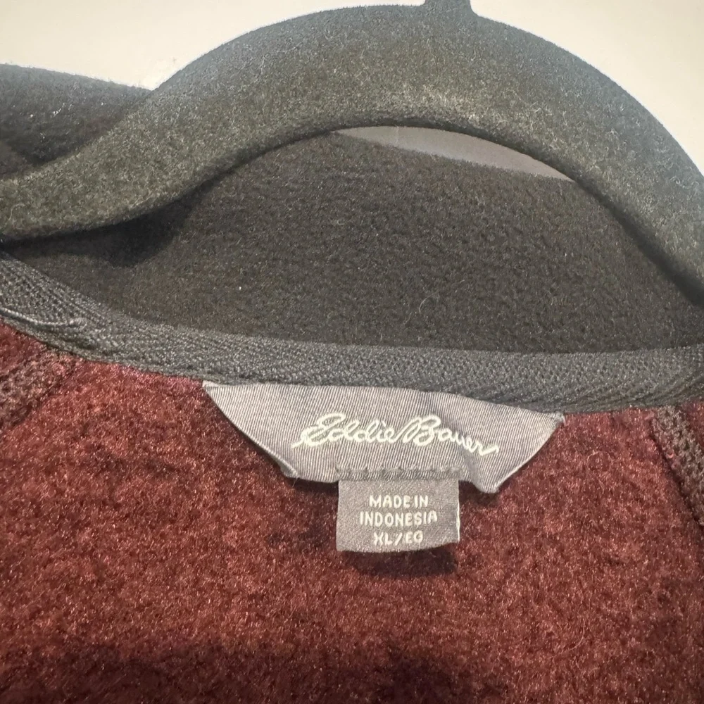 Eddie Bauer Men's‎ Burgundy Zip-Up Sweater